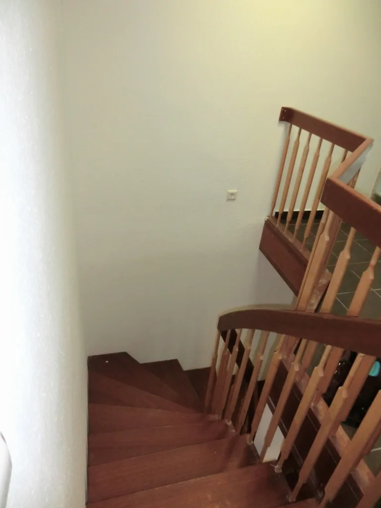 Treppe innen 